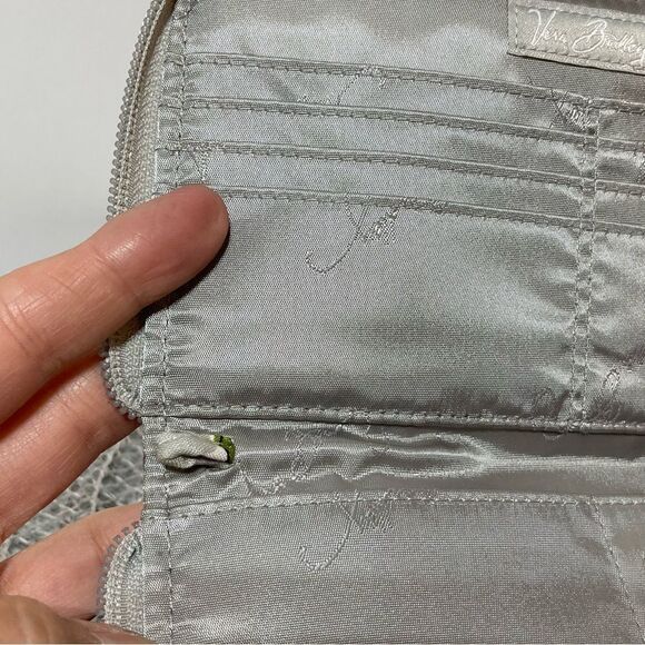 Vera Bradley Zip Around Wallet Watercolor NWT - Picture 7 of 7